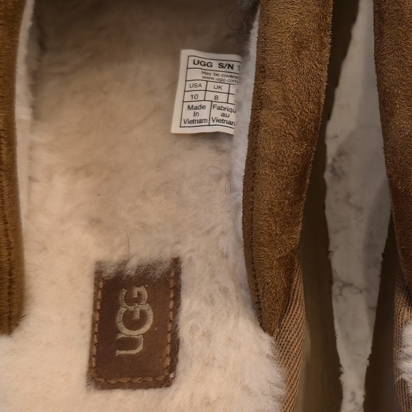 UGG Brown Suede Slip-On Shoes with Red Accents - Picture 3 of 10